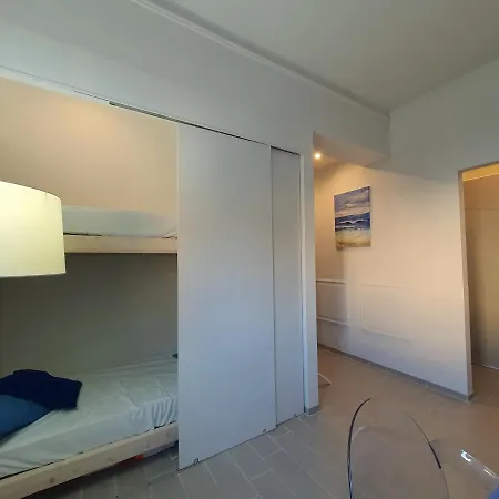 Vista Mare In Viale Ceccarini Angolo Dante * 里乔内