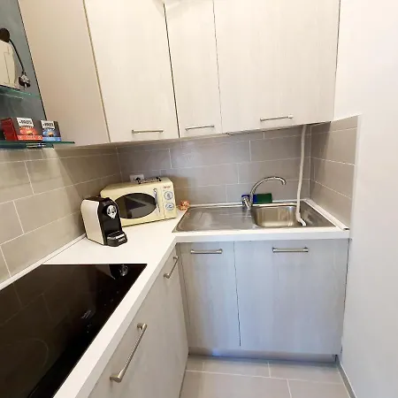 Vista Mare In Viale Ceccarini Angolo Dante * 里乔内